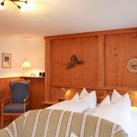 Beim Gschdoaga Apartment Mittenwald Exterior photo