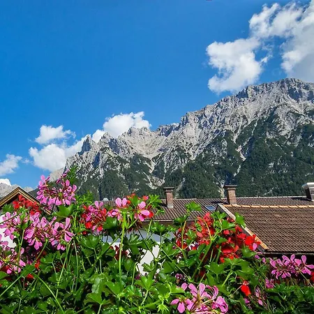 Beim Gschdoaga Apartment Mittenwald Exterior photo